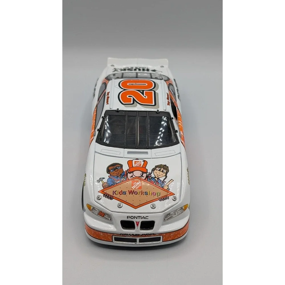 2000 Tony Stewart #20 Home Depot Kids Workshop Grand Prix Stock Car Action 1:24